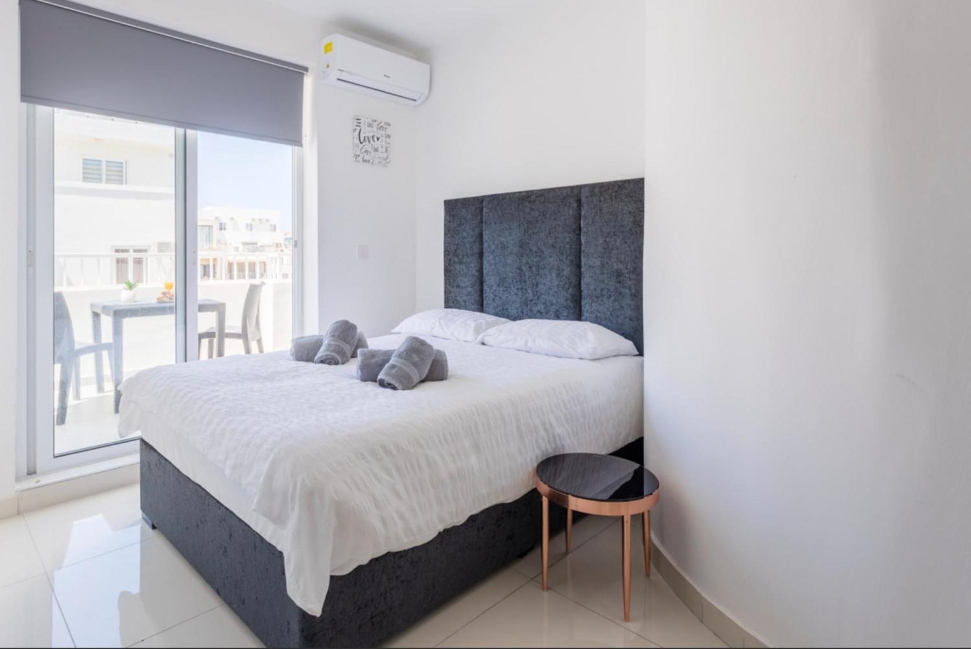 Saint Julian - Lovely Apartment With Terrace - Cityapartmentstay Saint Julian's Eksteriør bilde